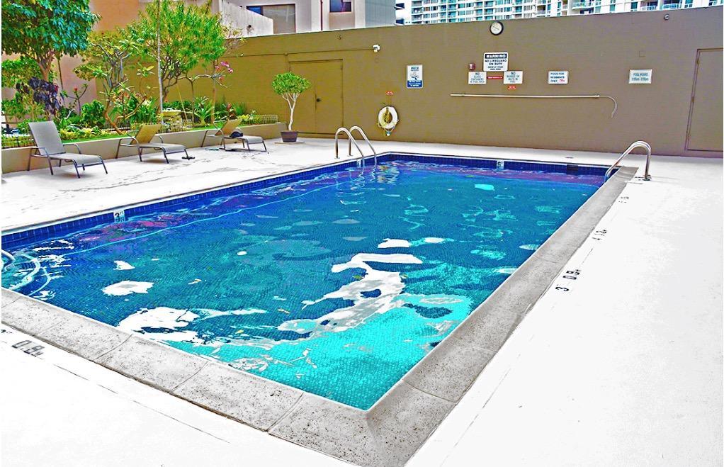 هونولولو Gem Of Waikiki At Inn On The Park المظهر الخارجي الصورة