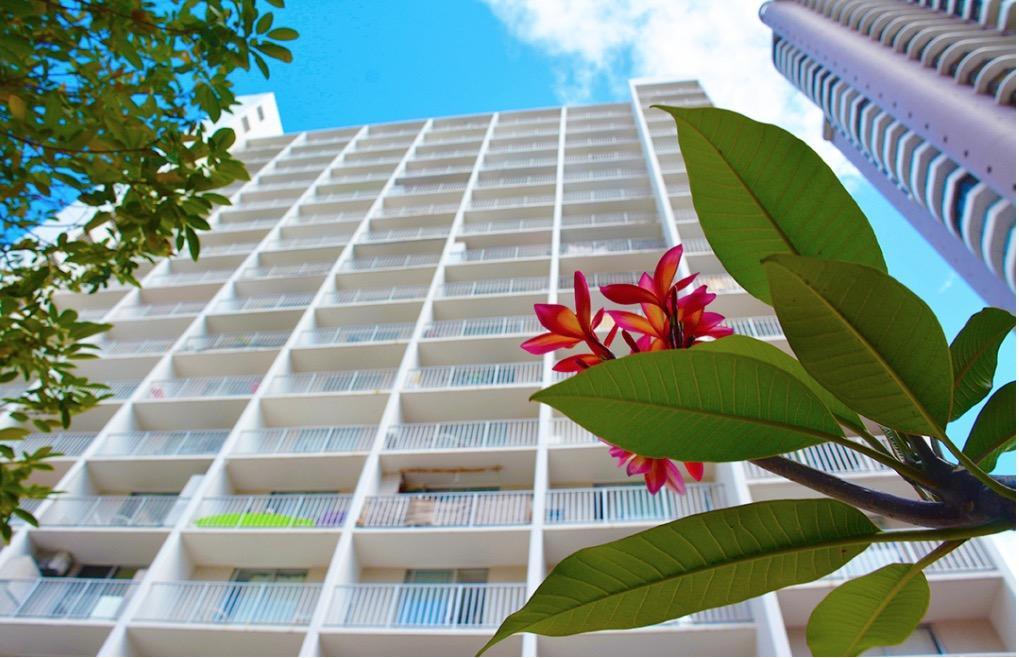 هونولولو Gem Of Waikiki At Inn On The Park المظهر الخارجي الصورة
